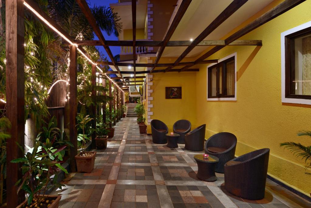 Resort De Alturas Candolim Hotel 