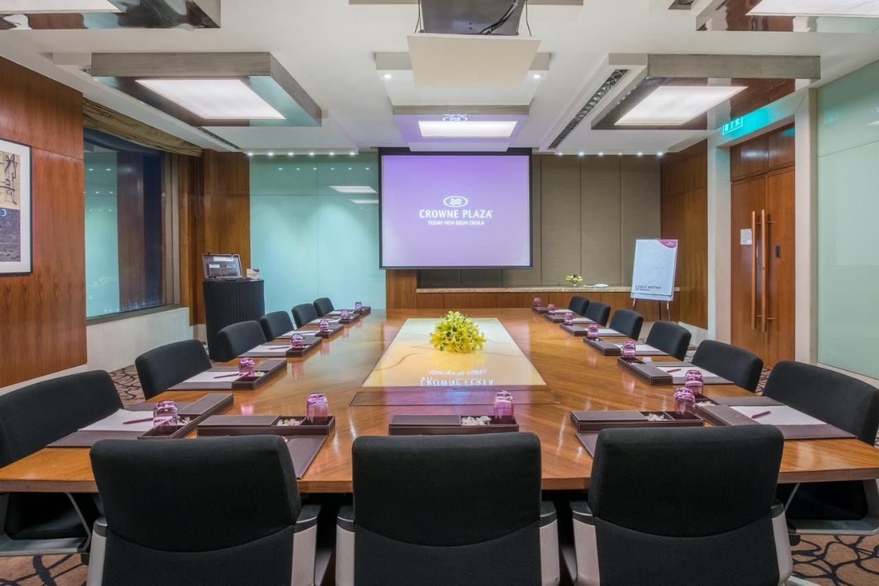 Crowne Plaza New Delhi Okhla Conference Room
