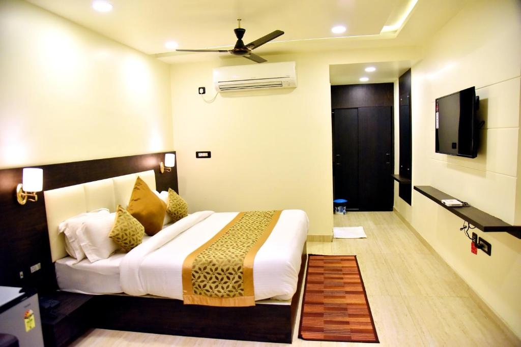 Hotel Vinayak - Lifestyle Hotels Bedroom