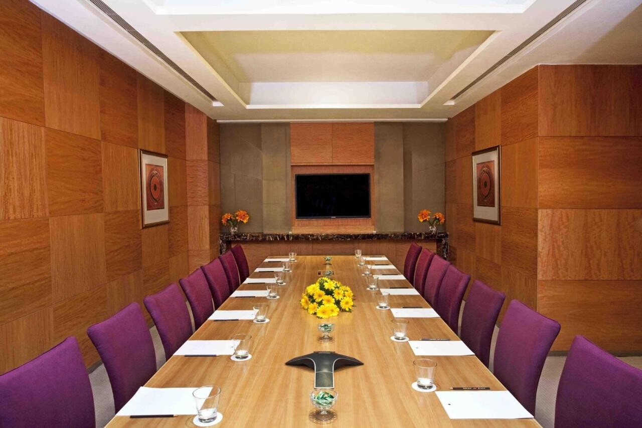 Holiday Inn New Delhi Mayur Vihar Conference Room