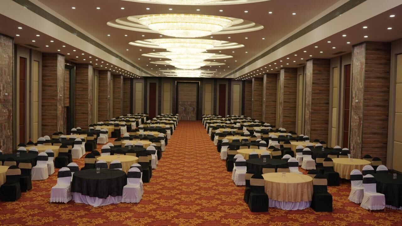 Hotel Tip Top International Pune Banquet Hall