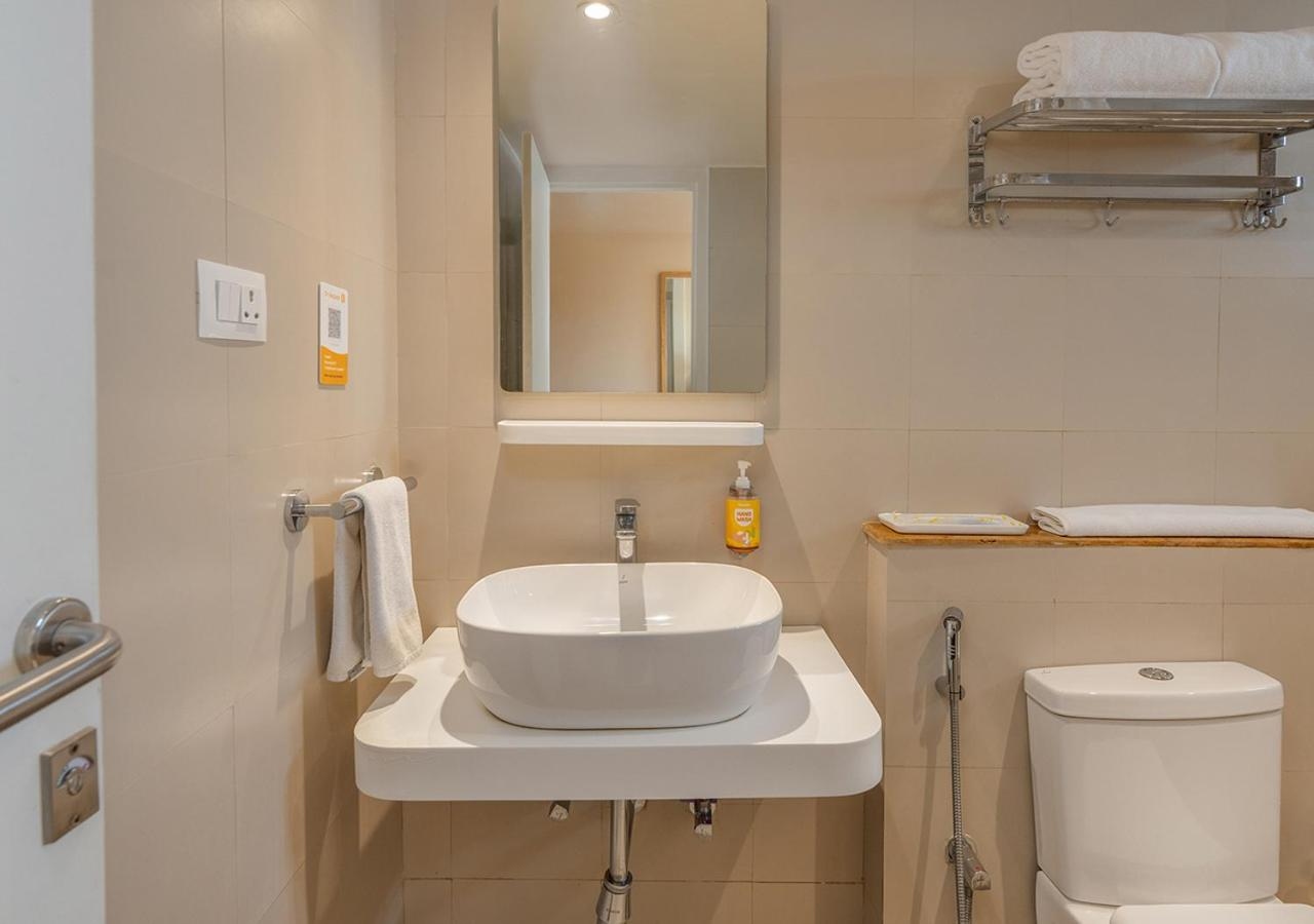Bloom Hotel - Financial District Washroom