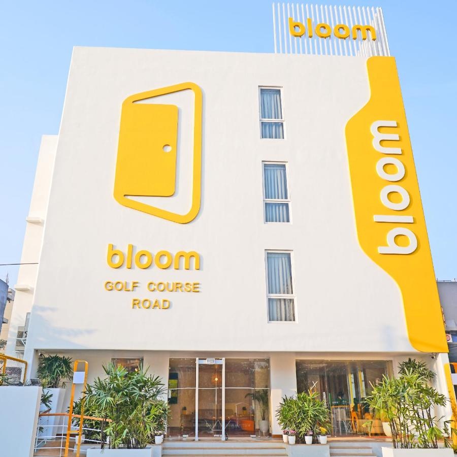 Bloom - Golf Course Road Entrance 