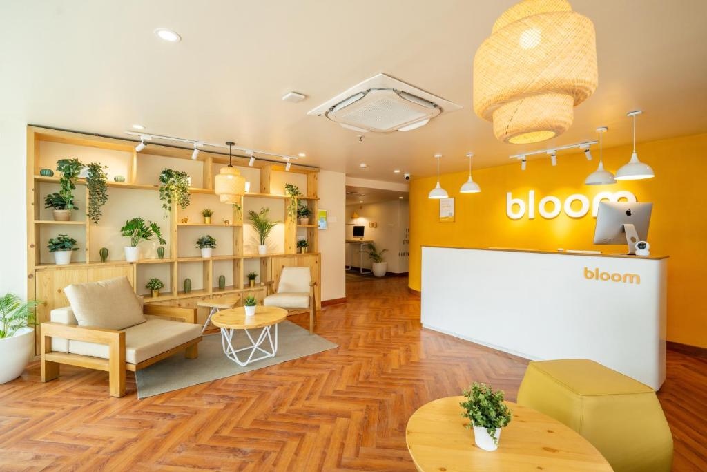 Bloom Hotel - Cyber Tower Lobby 