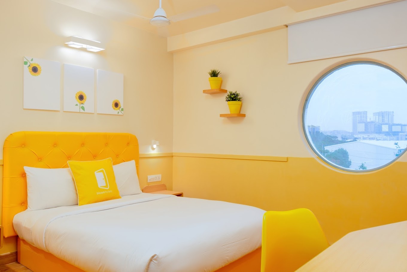 Bloom Hotel - HITEC City Bedroom