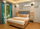 Inde Hotel Golf Course Extension, Gurgaon Bedroom