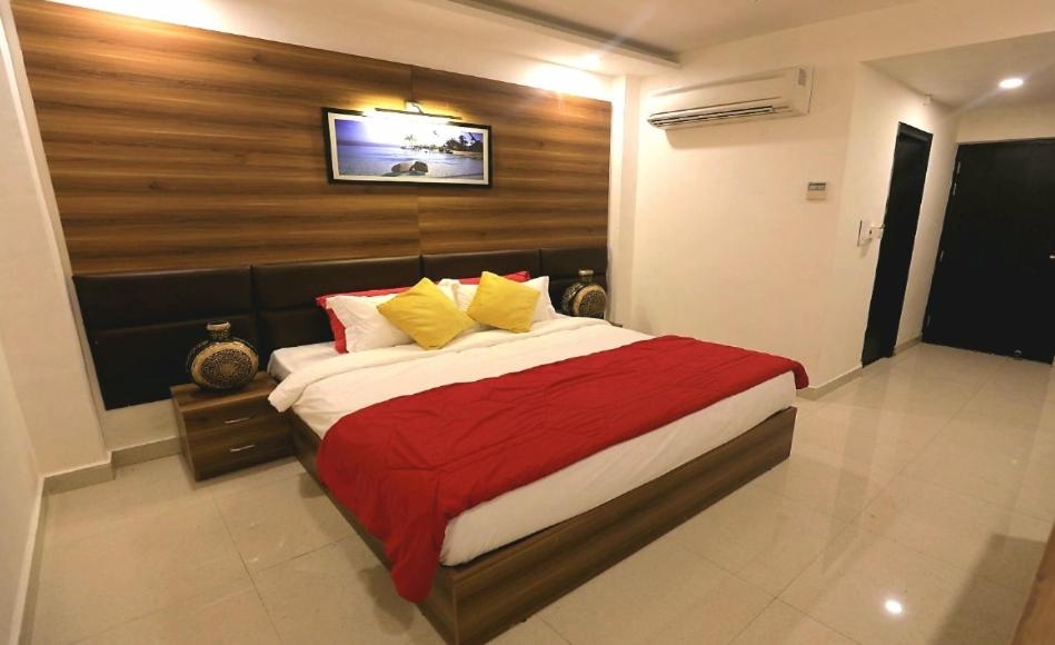 DIDI Hotel Alambagh, Lucknow Bedroom