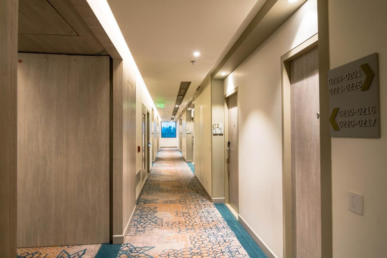 Holiday Inn Express Kolkata Airport Corridor