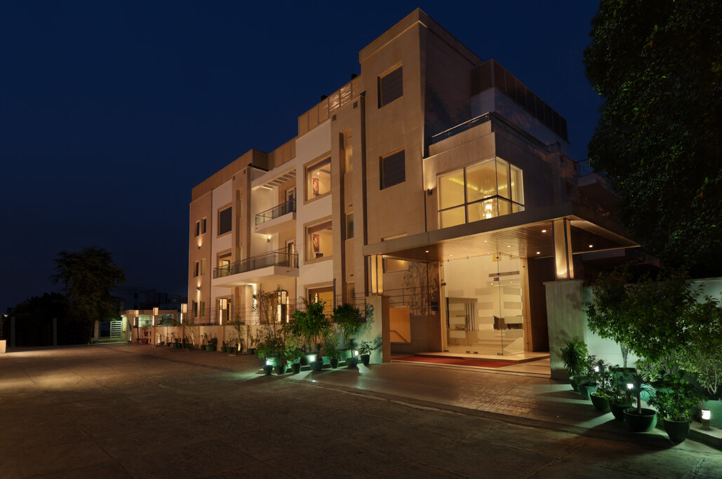 Inde Hotel Vista Woods , Sector - 45 , Gurgaon Facade