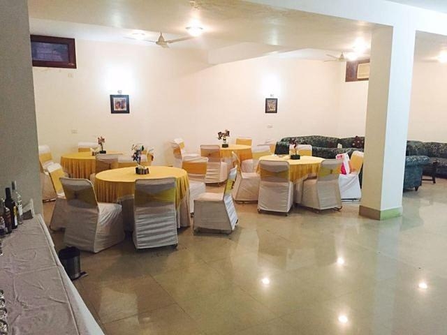 Hotel Tavisha Villa Golf Course Road Banquet Hall