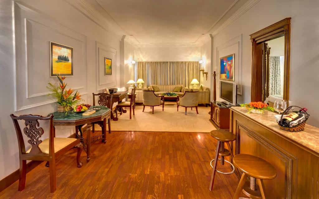 Hotel Hindusthan International Room 