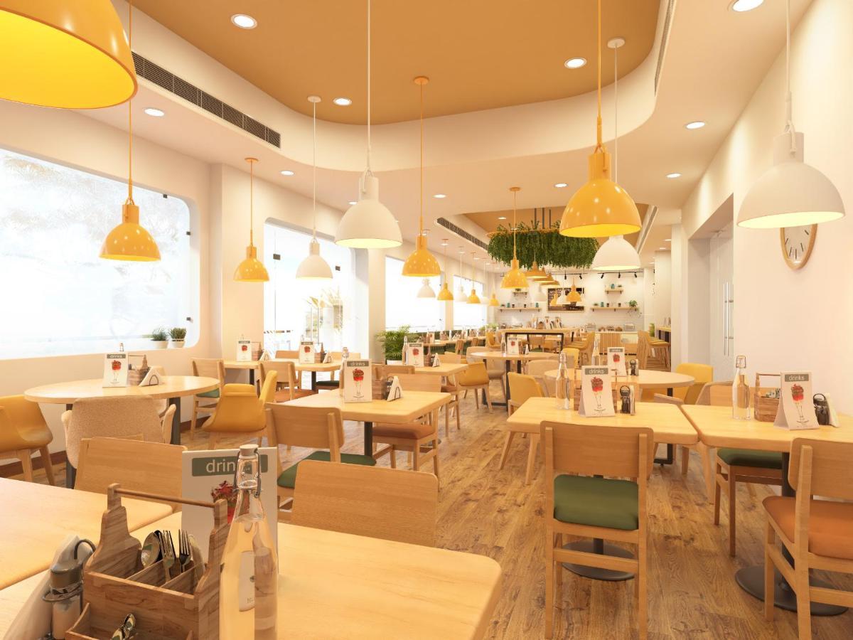Bloom Hotel - DLF Cyber City Restaurant