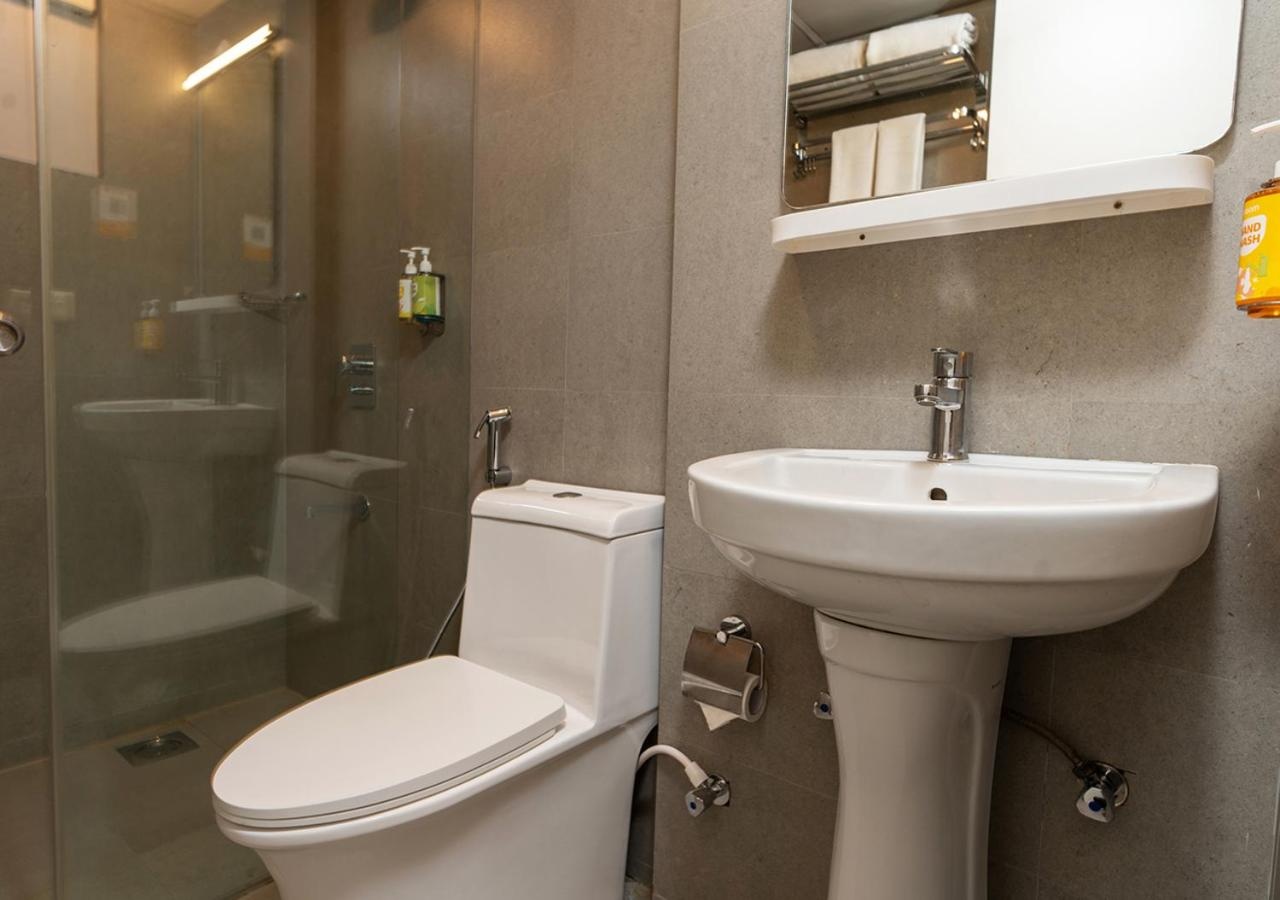 Bloom Hotel - Balewadi Washroom